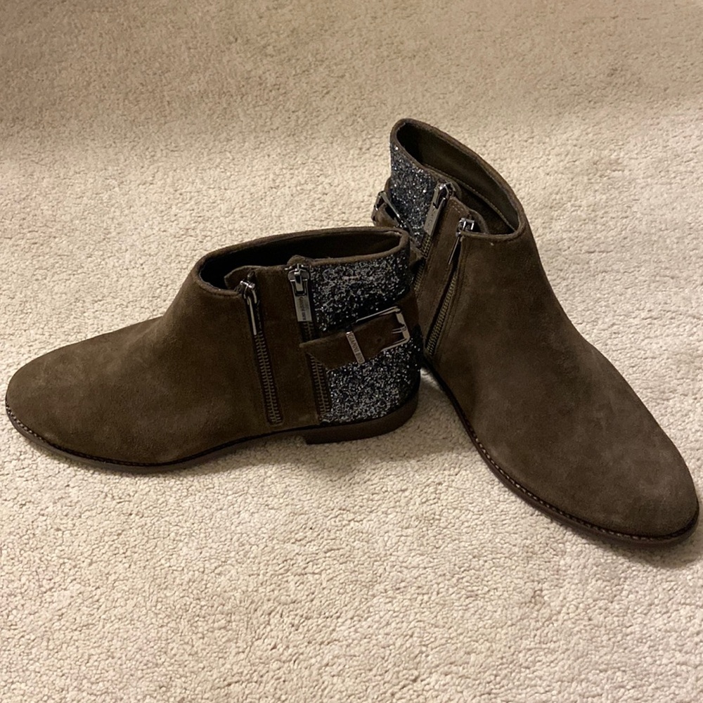 BOOTIE